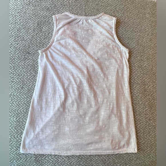 Sundance V-neck shirt with stylish embellishments. - Picture 7 of 7